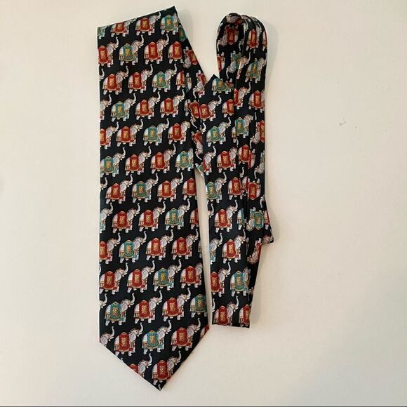 Vintage Louie Silk Tie Elephants on Parade - Picture 2 of 3